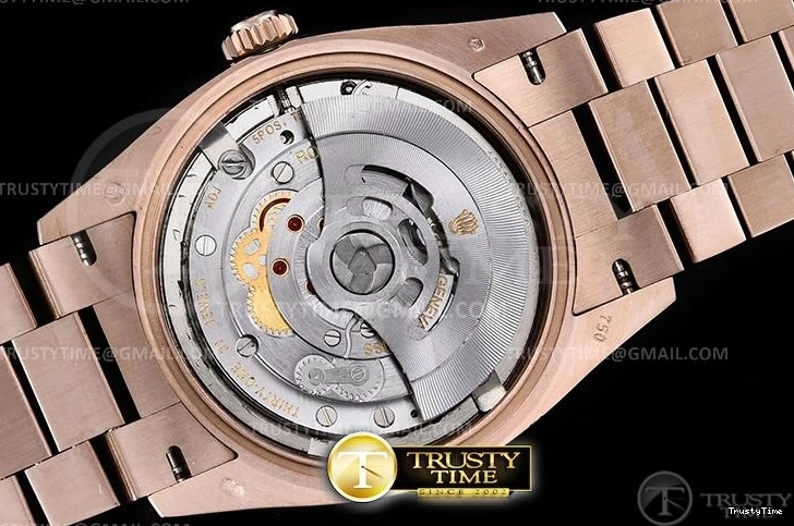 1210 RDD0223A – DayDate 36mm Packable 702